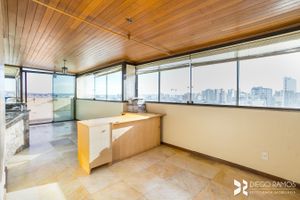Image 8 - 208663