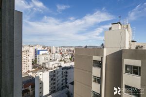Image 17 - 208663
