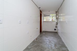 Image 17 - 208734