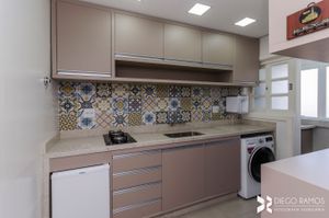 Image 34 - 208740