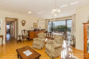 Image 4 - 208754