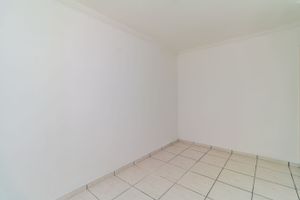 Image 15 - 208858