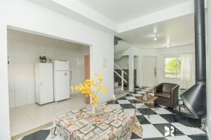 Image 4 - 208879