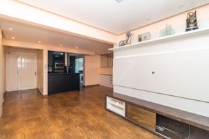 Image 3 - 208899