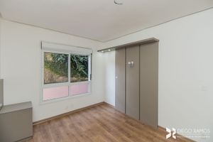 Image 30 - 208930