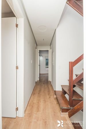 Image 34 - 208930