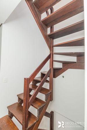 Image 35 - 208930