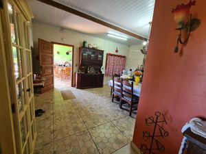Image 10 - 208933