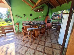 Image 27 - 208933