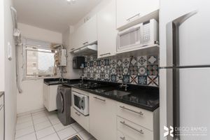 Image 13 - 208954