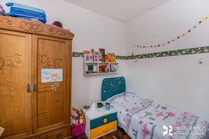 Image 10 - 208991