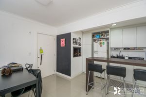 Image 4 - 209052