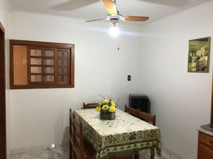 Image 3 - 209064