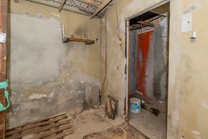 Image 38 - 209087