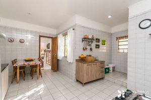 Image 35 - 209094