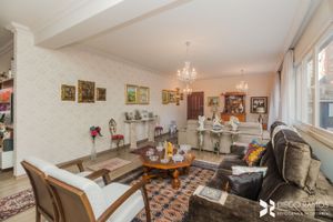 Image 3 - 209172
