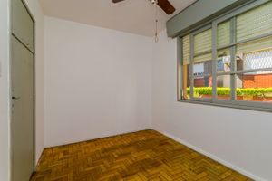 Image 19 - 209173
