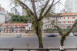 Image 9 - 209219