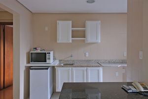 Image 4 - 209224