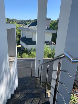 Image 16 - 209257