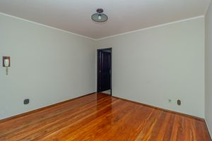 Image 3 - 209317