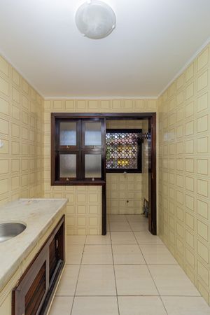 Image 14 - 209317
