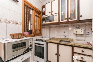 Image 13 - 209318