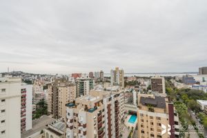 Image 10 - 209334