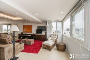 Image 15 - 209334