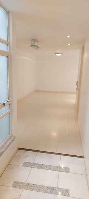Image 4 - 209335