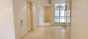 Image 3 - 209335