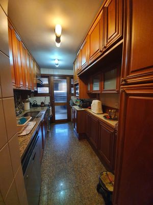 Image 9 - 209340