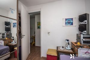 Image 10 - 209350