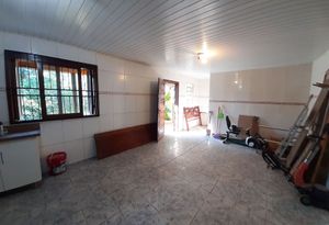 Image 16 - 209354