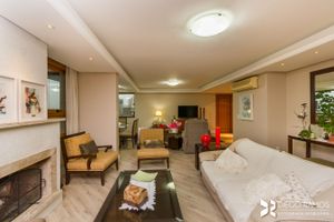 Image 1 - 209359