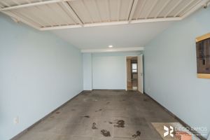 Image 36 - 209409
