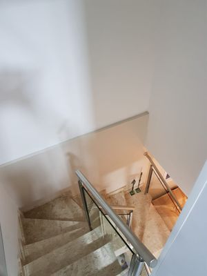 Image 10 - 209414
