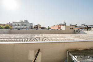 Image 11 - 209465