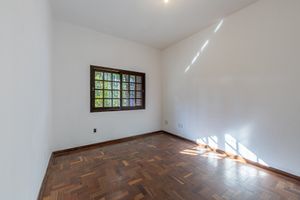 Image 3 - 209466