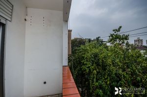 Image 15 - 209540