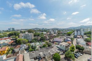 Image 8 - 209608