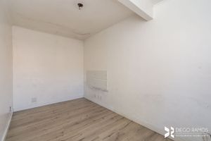 Image 3 - 209625