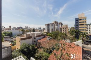 Image 16 - 209636