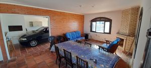Image 4 - 209688