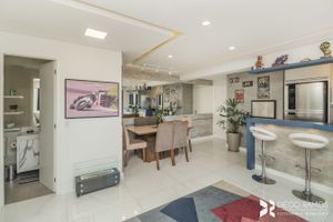 Image 4 - 209694