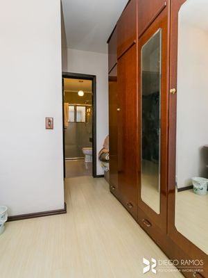 Image 11 - 209713