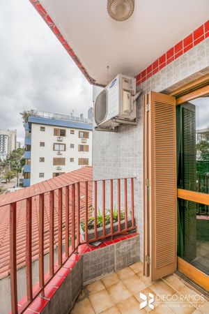 Image 3 - 209729