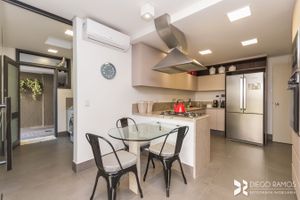 Image 34 - 209749