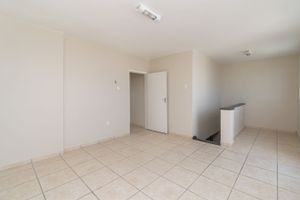 Image 23 - 209773