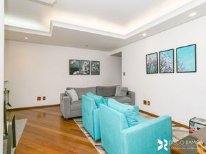 Image 3 - 209785